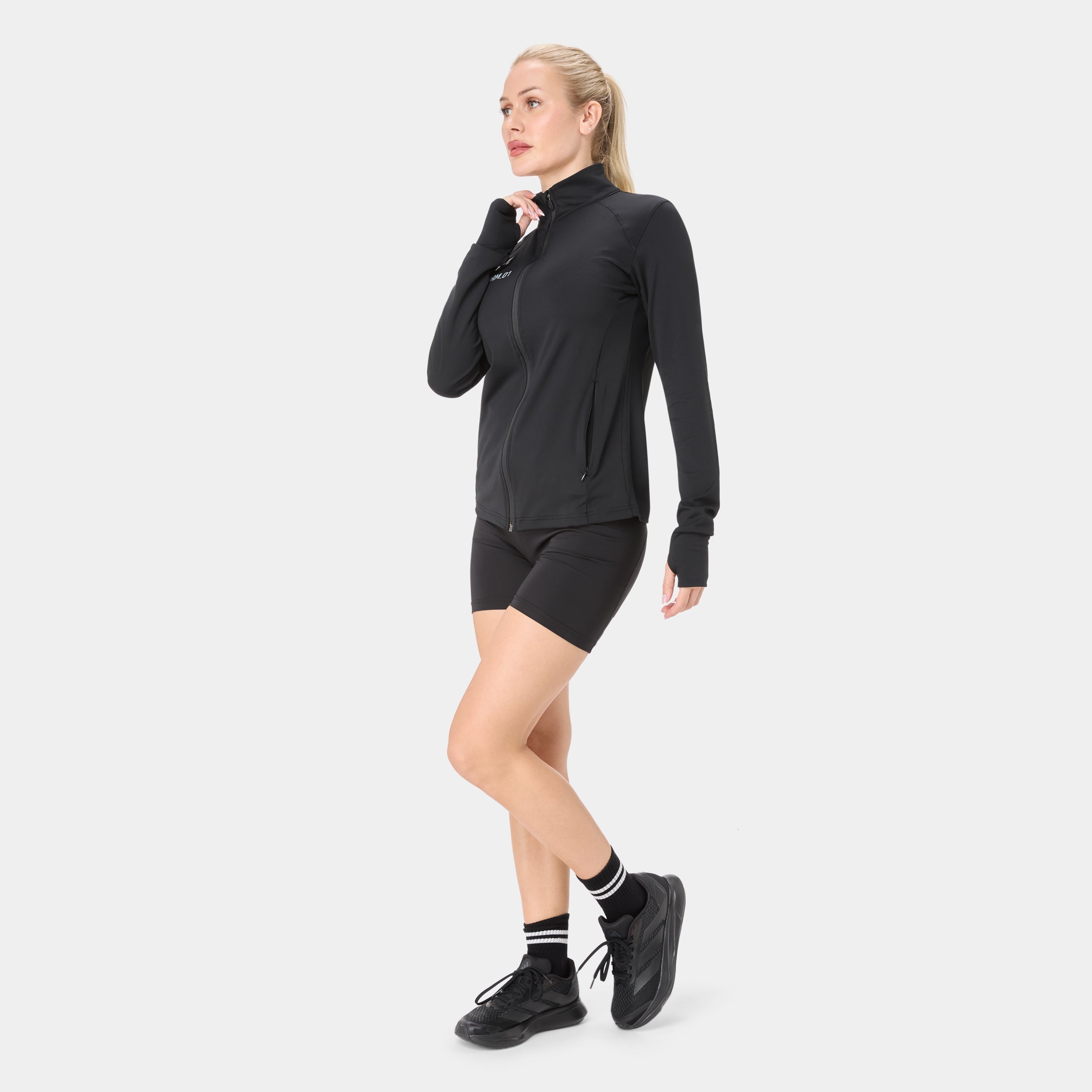 CTRLFORM_01 FULL ZIP TOP — WAR BLACK